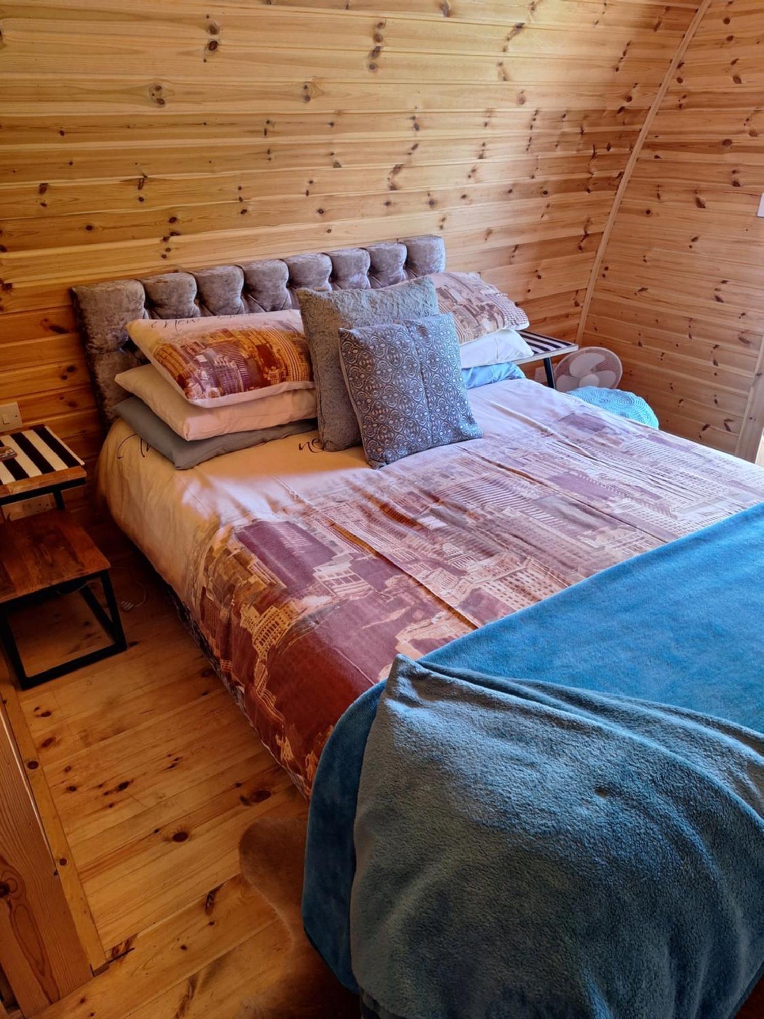 Log Cabin Kells  Exterior photo